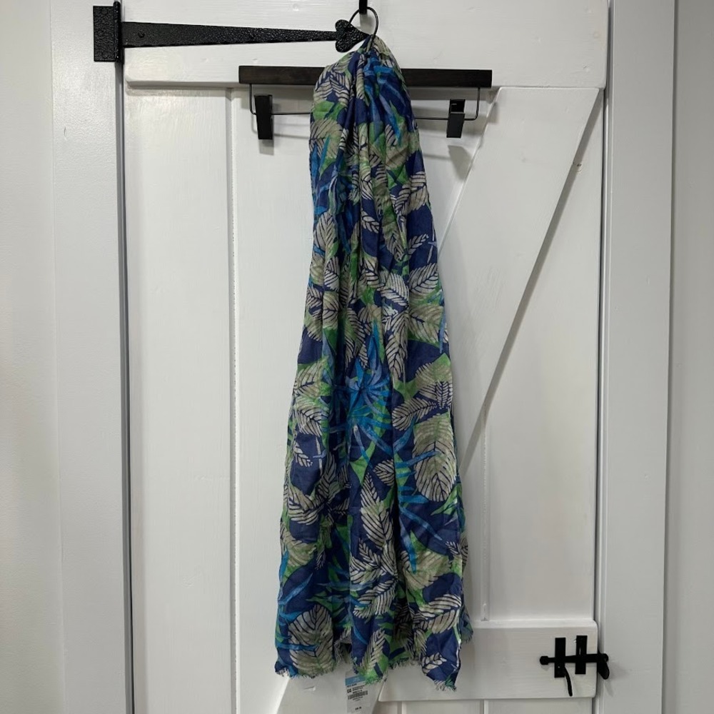 J.McLaughlin Womens Reed Scarf 100% Wool Bermuda Palm Blue Green White Wrap NEW